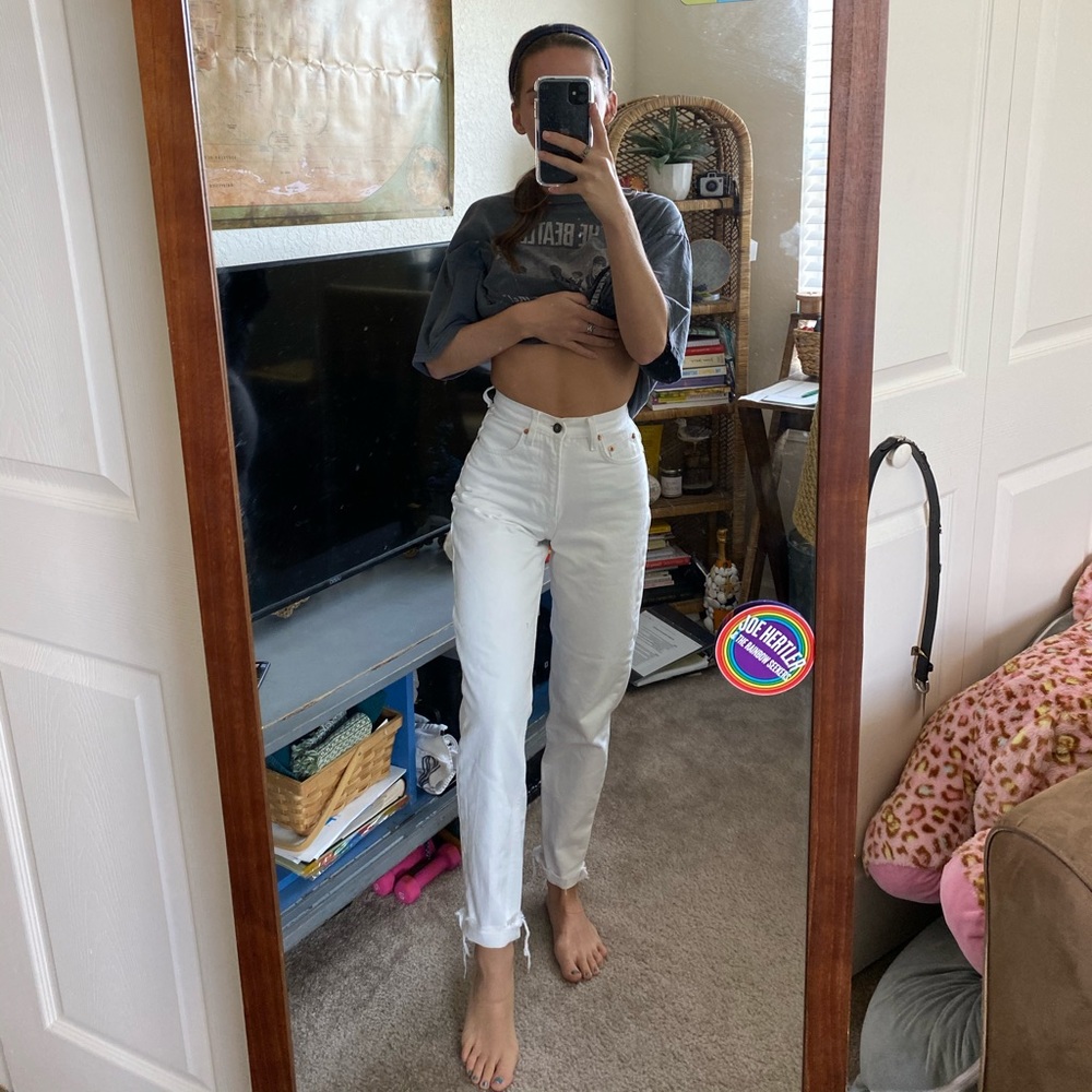 Vintage high waisted white jeans